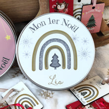 Charger l&#39;image dans la galerie, Boîte ronde message &amp; prénom - NOËL Arc en ciel or &amp; argent